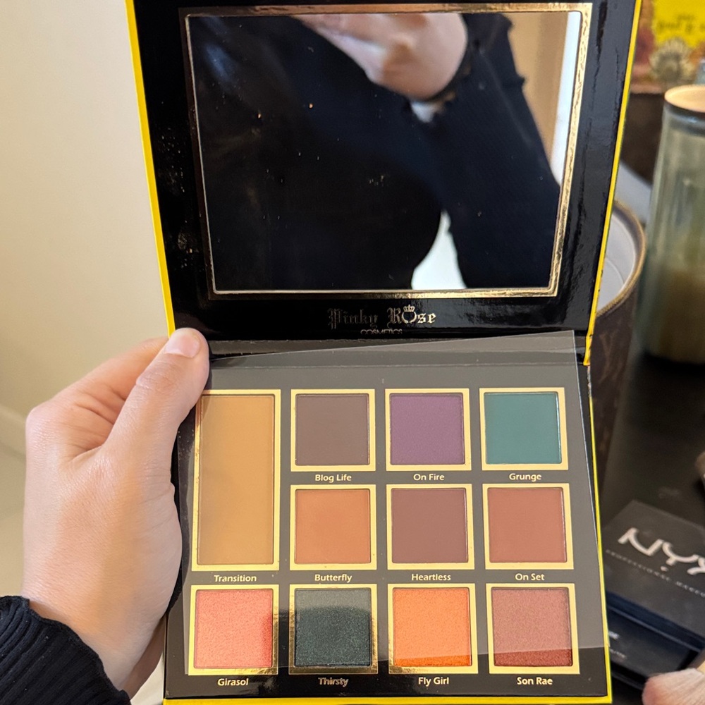 Pinky Rose Cosmetics Eyeshadow Palette - Bold Multi-Color Collection